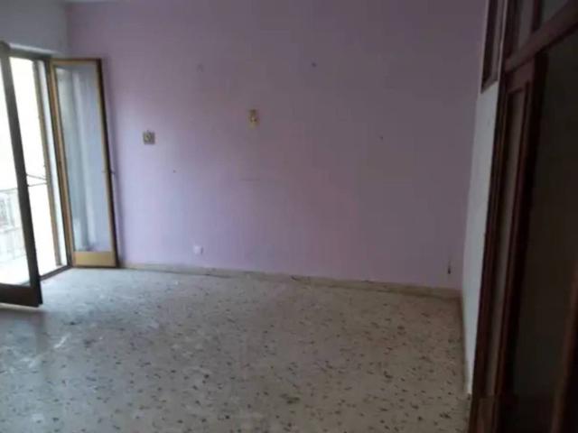 Appartamento in vendita a Carini PA