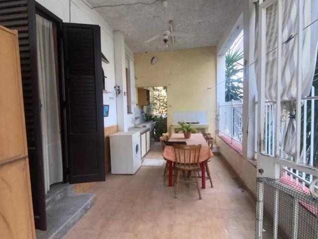 Appartamento in vendita a Carini PA