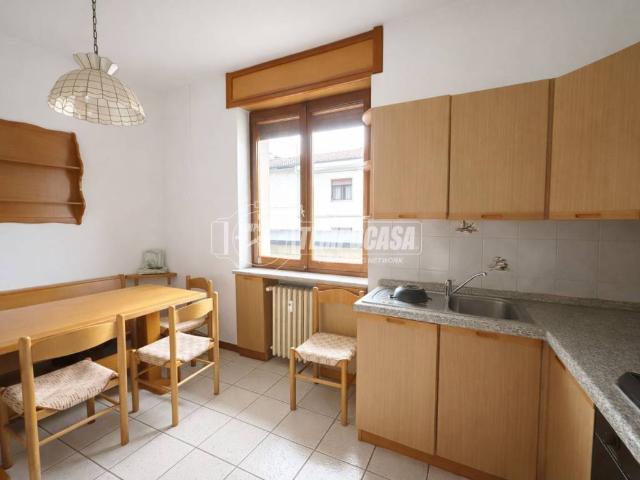 Appartamento in vendita a Carisio VC