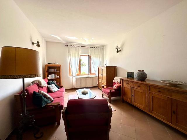 Appartamento in vendita a Carlazzo CO