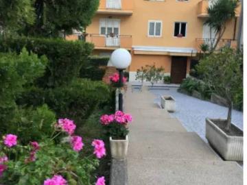 Appartamento in vendita a Carlentini SR