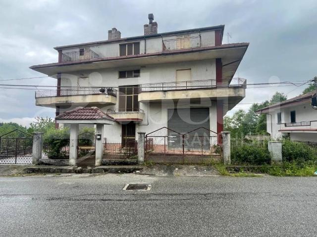 Appartamento in vendita a Carlopoli CZ