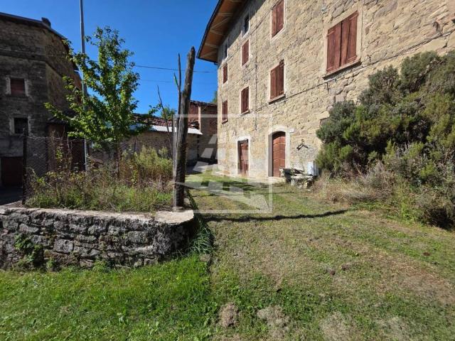 Appartamento in vendita a Carpineti RE