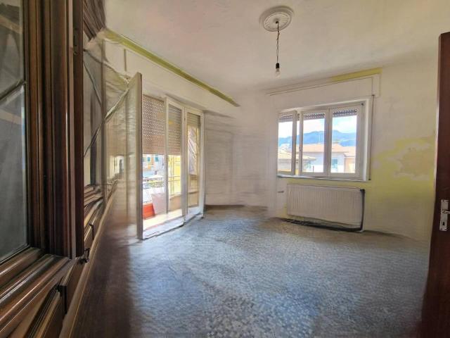 Appartamento in vendita a Carrara