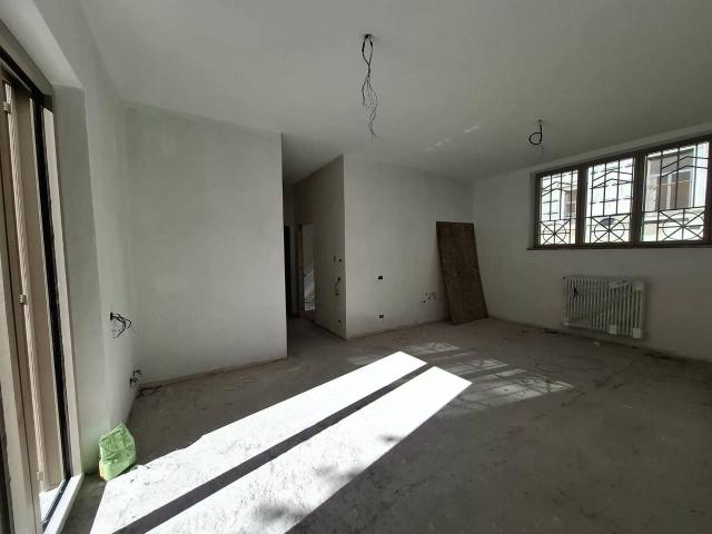 Appartamento in vendita a Carrara