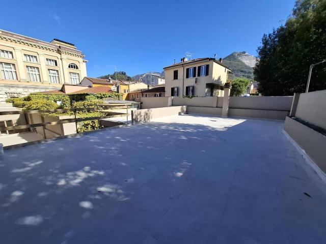 Appartamento in vendita a Carrara