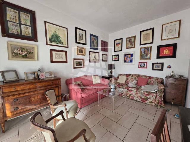 Appartamento in vendita a Carrara MS