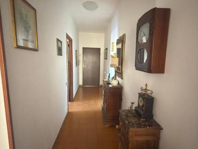 Appartamento in vendita a Carrara MS