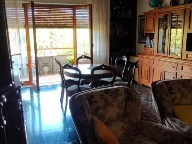 Appartamento in vendita a Carrara MS