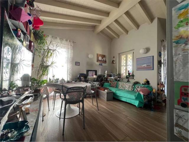 Appartamento in vendita a Carrara MS