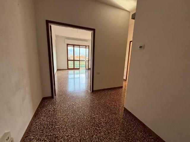 Appartamento in vendita a Carrara MS
