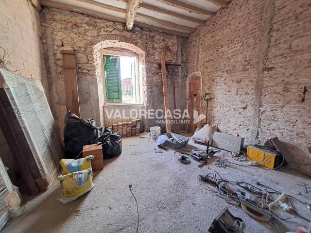 Appartamento in vendita a Carrara MS
