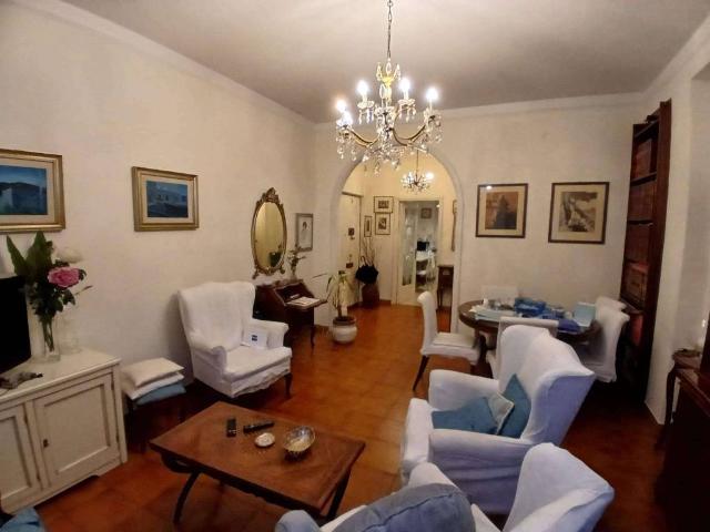 Appartamento in vendita a Carrara MS