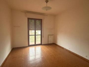 Appartamento in vendita a Carrara MS