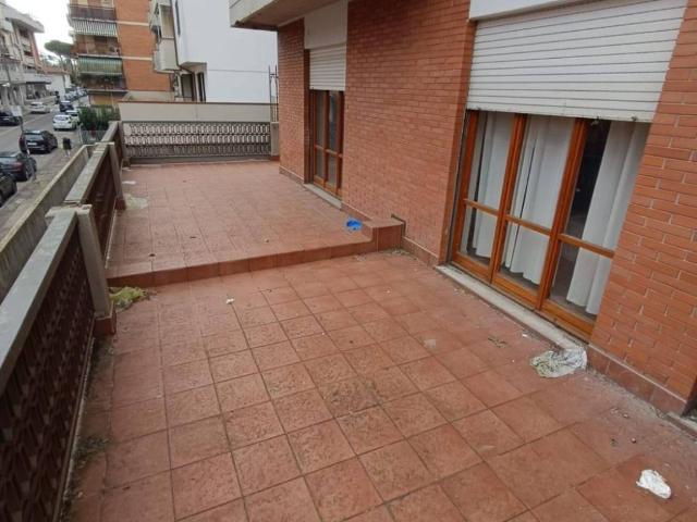 Appartamento in vendita a Carrara MS