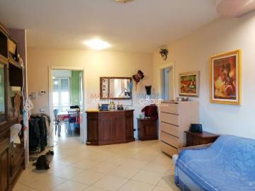 Appartamento in vendita a Carrara MS