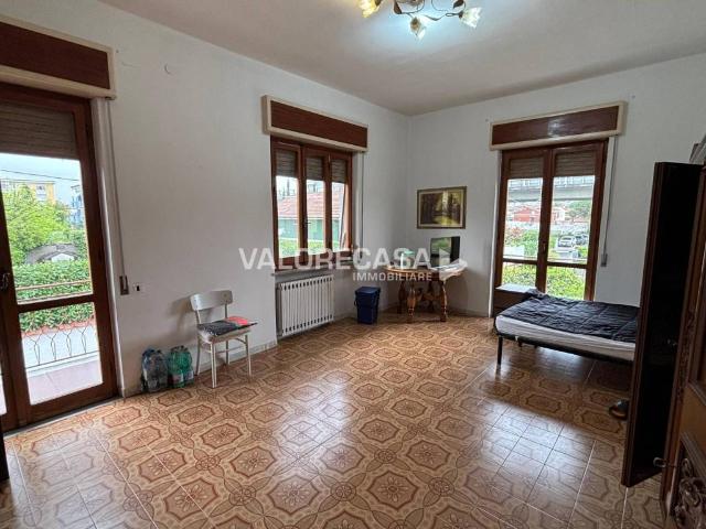 Appartamento in vendita a Carrara MS