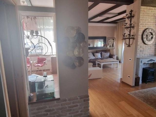 Appartamento in vendita a Carrara MS