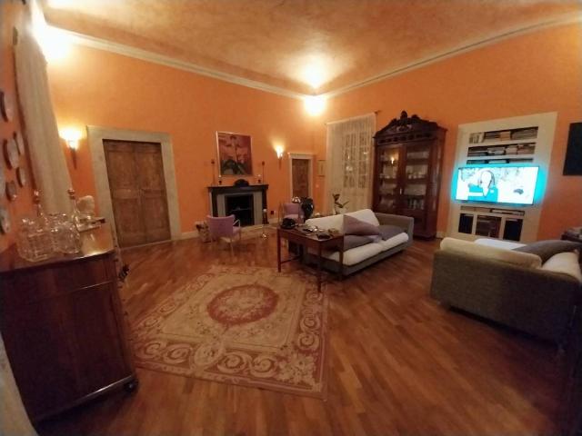 Appartamento in vendita a Carrara MS