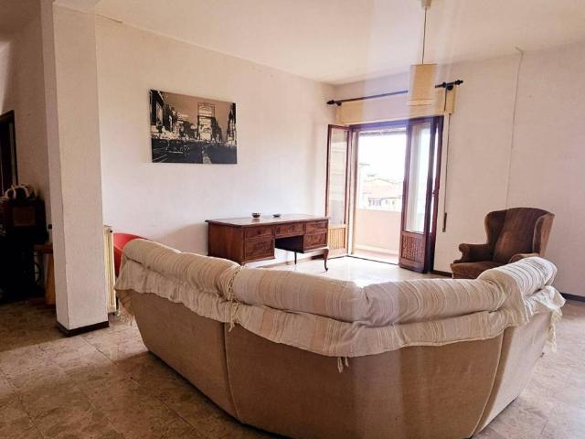 Appartamento in vendita a Carrara MS