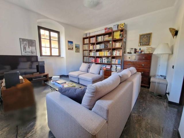 Appartamento in vendita a Carrara MS