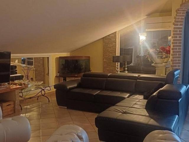 Appartamento in vendita a Carrara MS