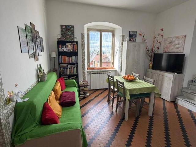 Appartamento in vendita a Carrara MS