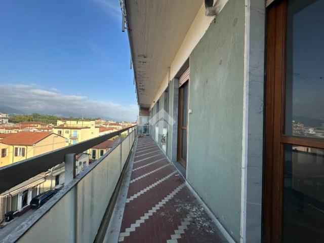 Appartamento in vendita a Carrara MS