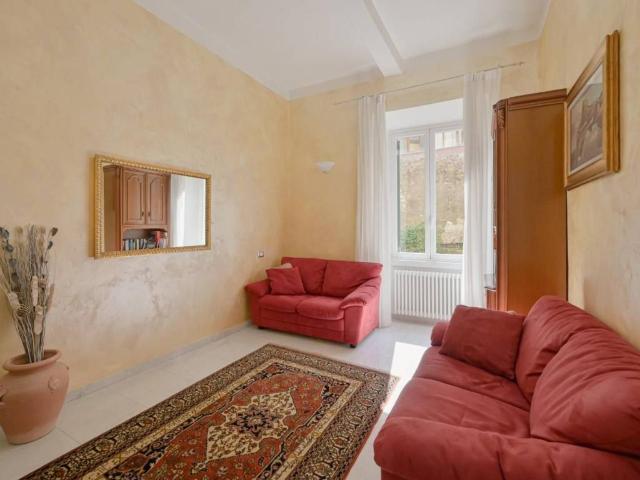 Appartamento in vendita a Carrara MS
