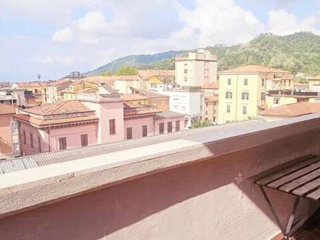 Appartamento in vendita a Carrara MS