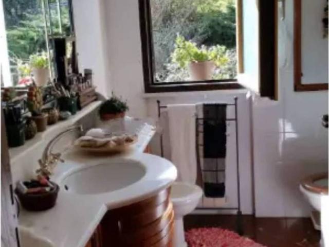 Appartamento in vendita a Carrara MS