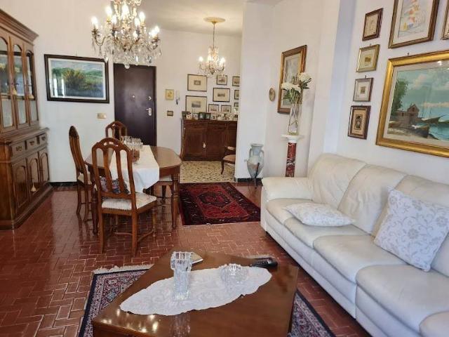 Appartamento in vendita a Carrara MS