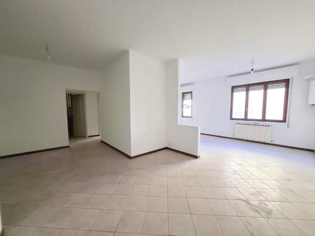 Appartamento in vendita a Carrara MS