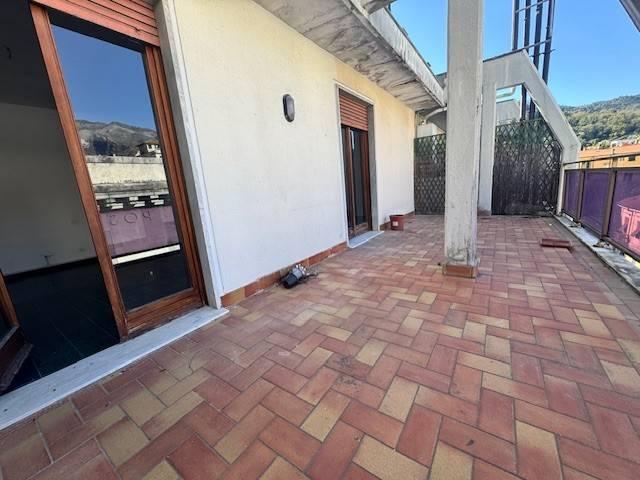 Appartamento in vendita a Carrara MS