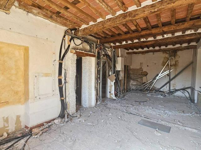 Appartamento in vendita a Carrara MS