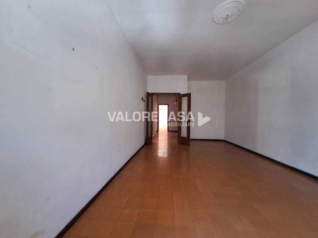 Appartamento in vendita a Carrara MS