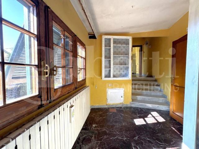Appartamento in vendita a Carrara MS