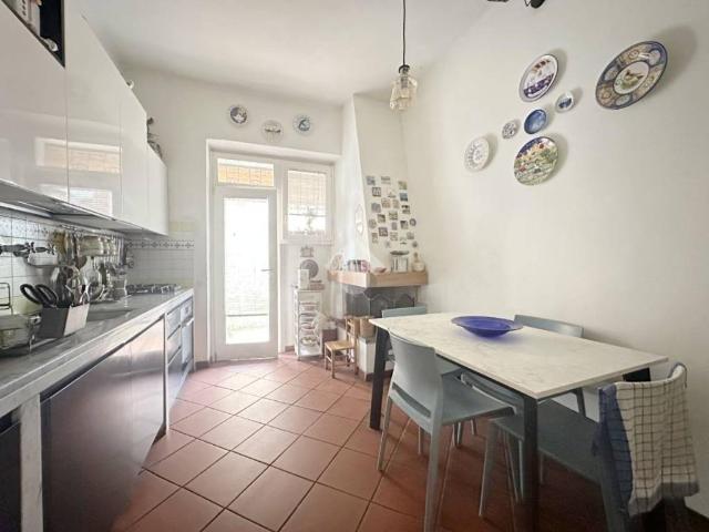 Appartamento in vendita a Carrara MS