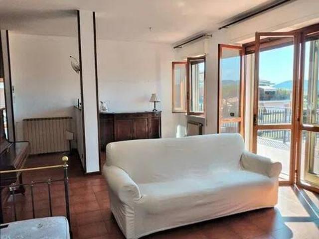 Appartamento in vendita a Carrara MS