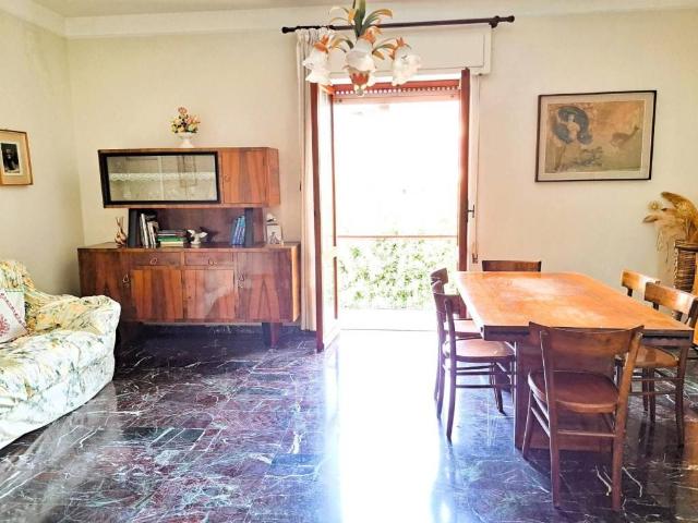 Appartamento in vendita a Carrara MS