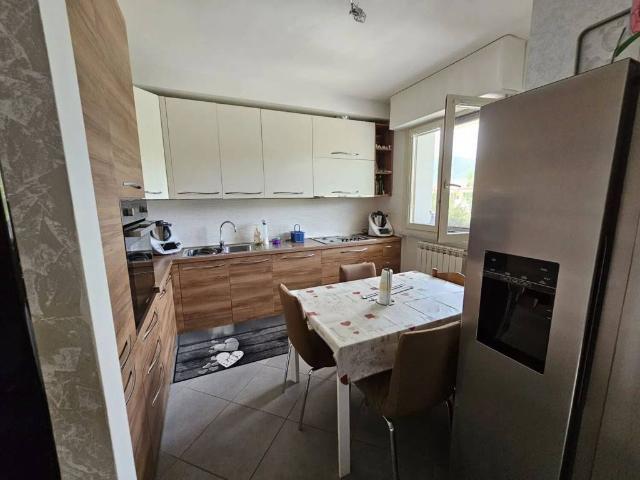 Appartamento in vendita a Carrara MS