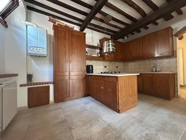 Appartamento in vendita a Carrara MS