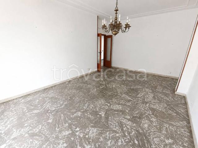 Appartamento in vendita a Carrara via Erevan, 13, Centro città