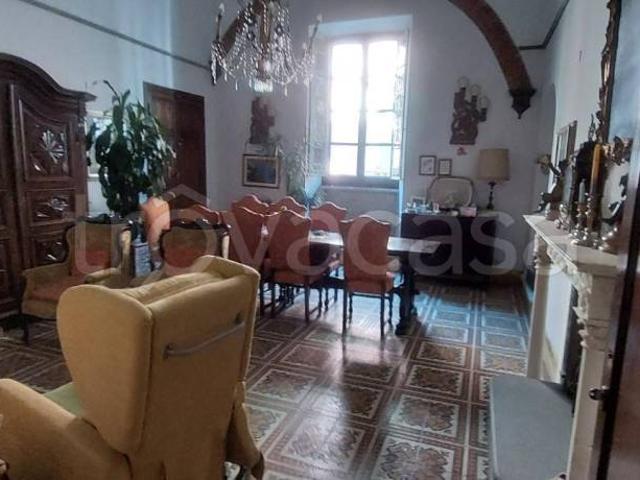 Appartamento in vendita a Carrara via Verdi, Centro città