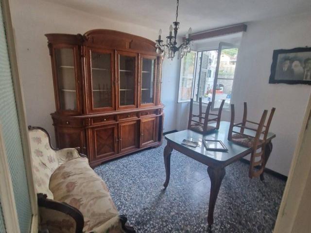 Appartamento in vendita a Carro SP