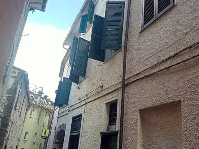 Appartamento in vendita a Carro SP
