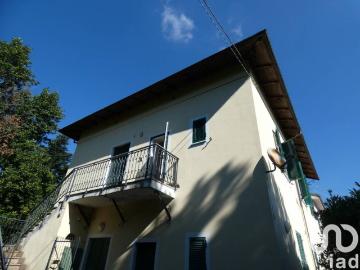 Appartamento in vendita a Carro SP