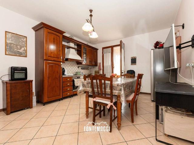 Appartamento in vendita a Cartoceto PU
