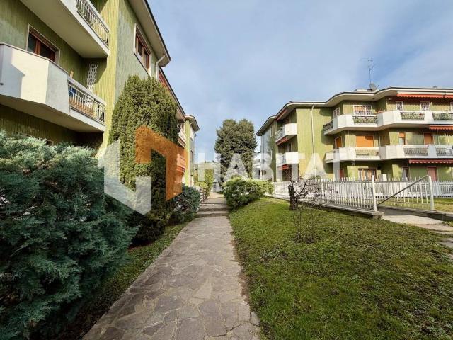 Appartamento in vendita a Carugate MI