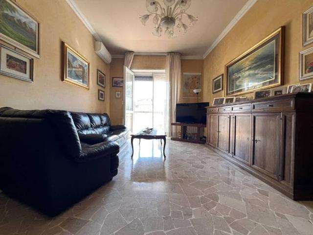 Appartamento in vendita a Carugate MI